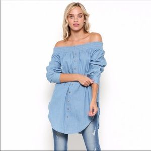 Chambray off shoulder tunic “Esley NWT”